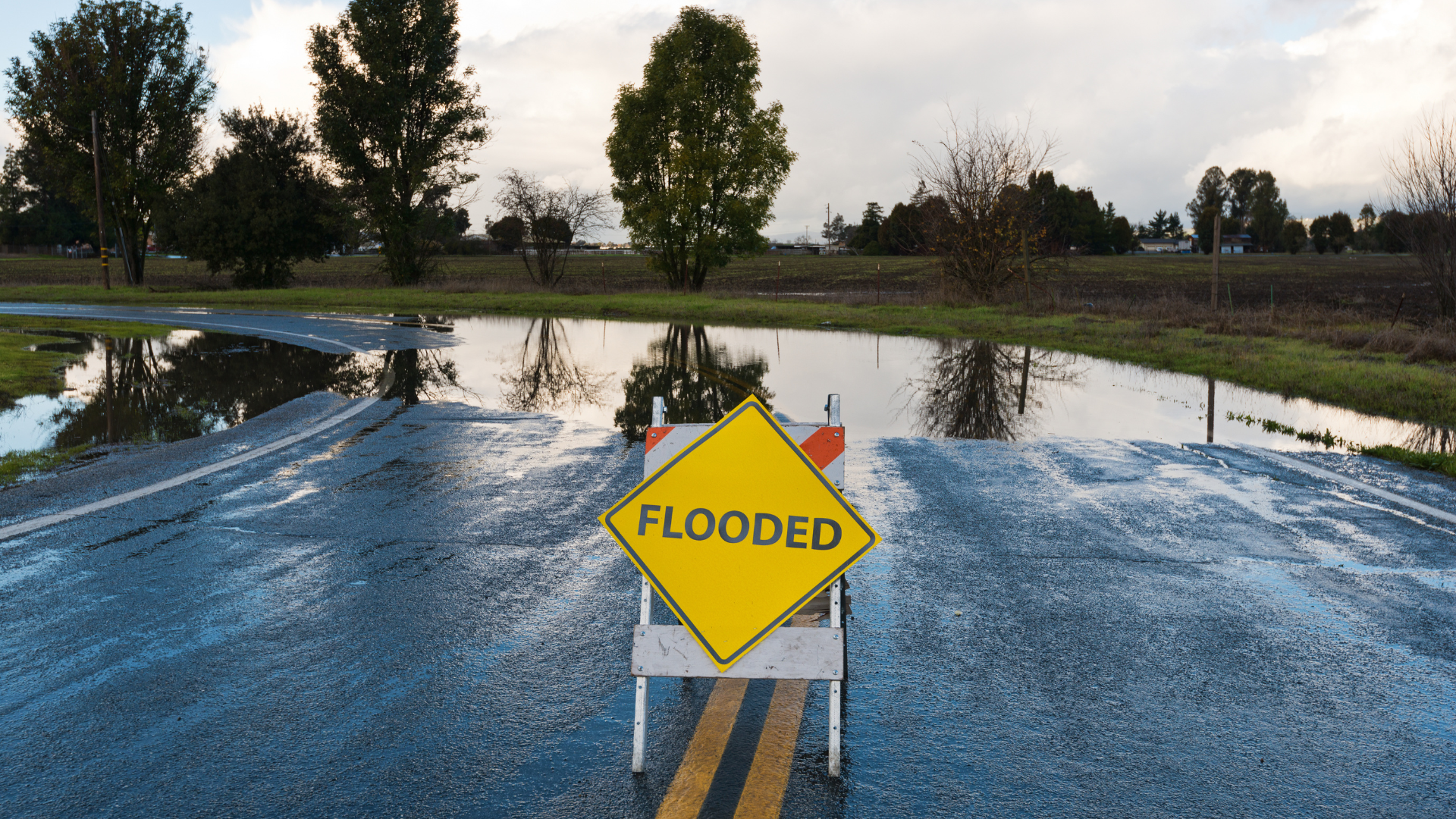 Turn Around When Approaching High Water